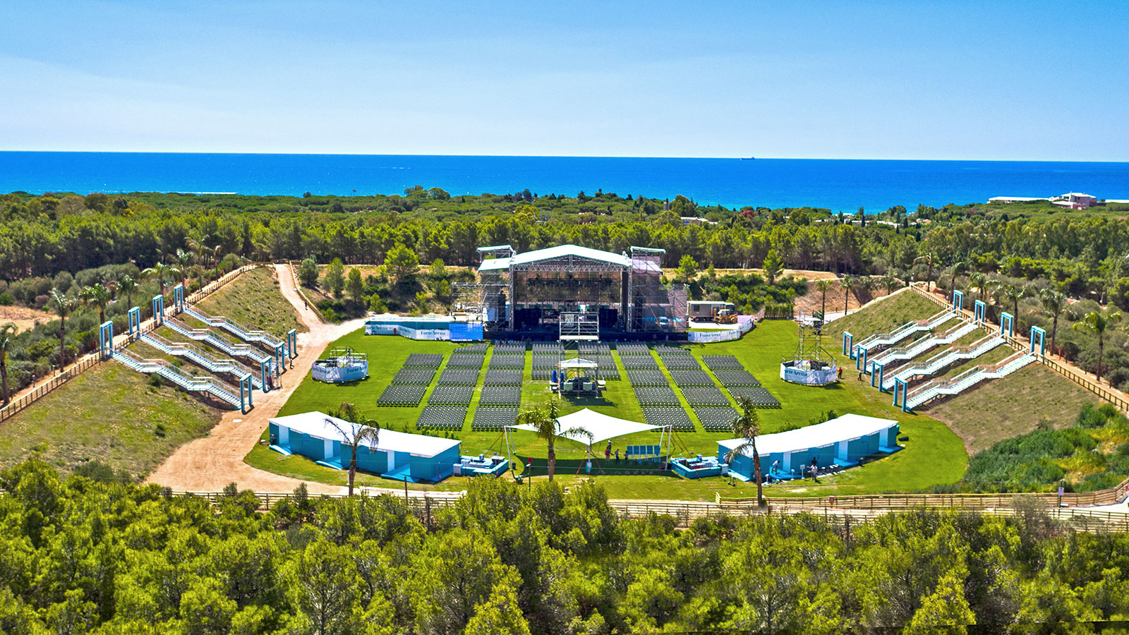 Forte Arena frontale dall'alto