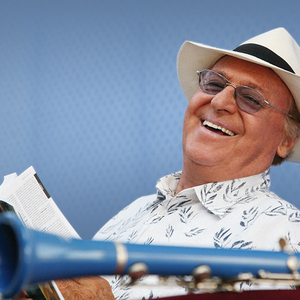 Renzo Arbore concert at Forte Arena