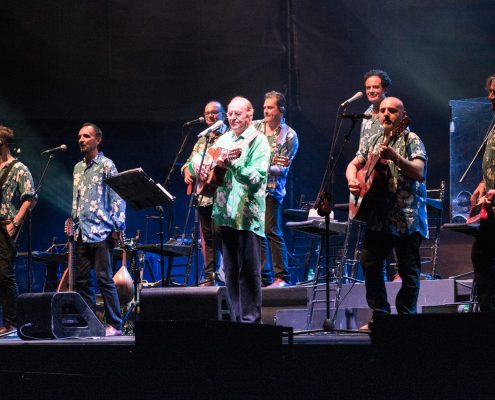Renzo Arbore plays at Forte Arena event